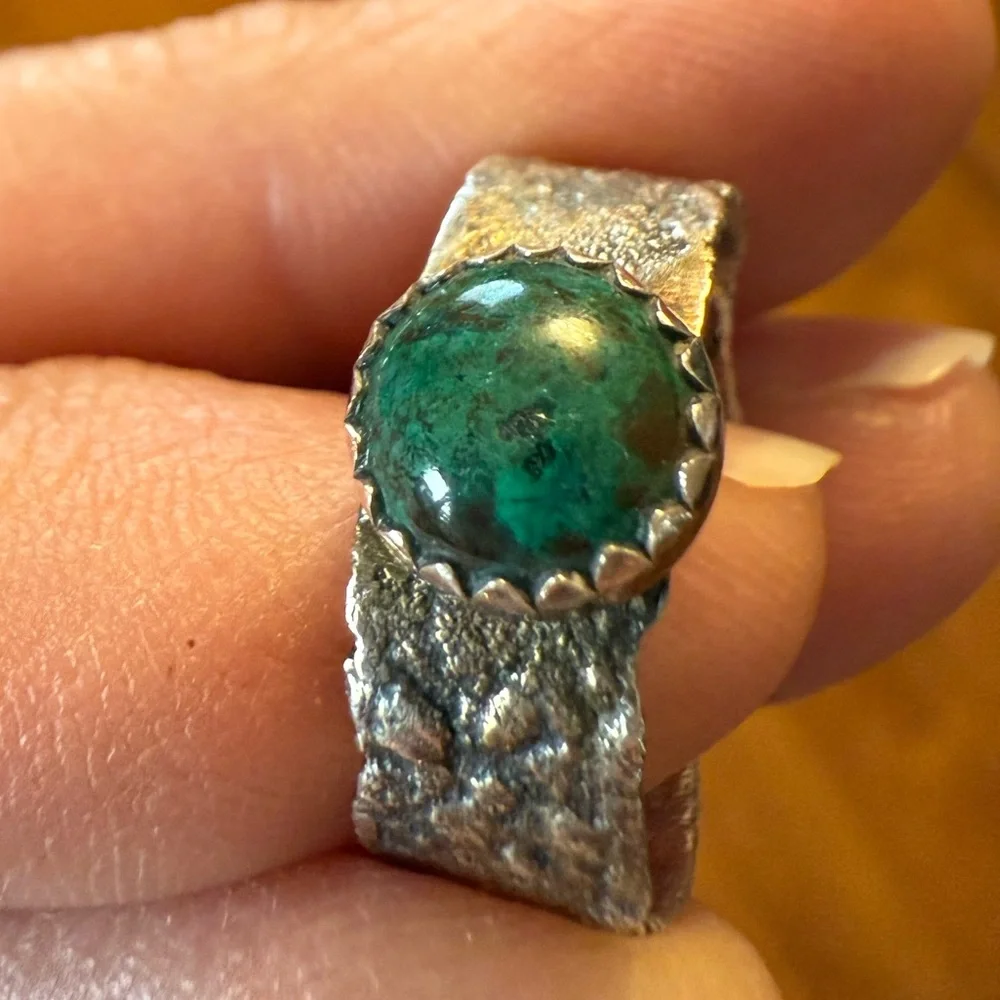 Size 7 Chrysocolla in a Silver Metal ring Setting - One of a Kind Handcrafted - Picture 6 of 9